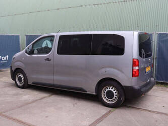 2019-toyota-proace-1456470-47419693