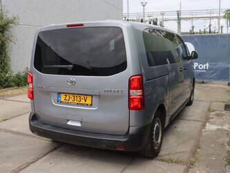 2019-toyota-proace-1456470-47419696