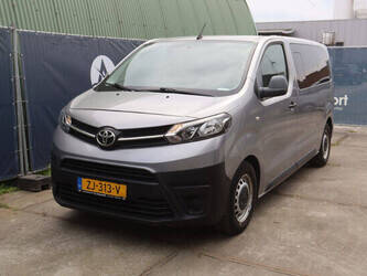 2019-toyota-proace-1456470-47419699
