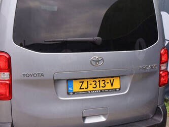 2019-toyota-proace-1456470-47419705