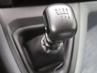 2019-toyota-proace-1456470-47419717