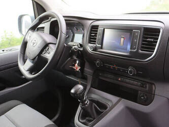 2019-toyota-proace-1456470-47419732