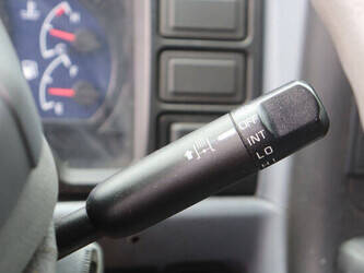 2007-mitsubishi-fb83b-47419801