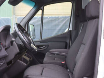 2021-mercedes-benz-sprinter-1456473-47419836