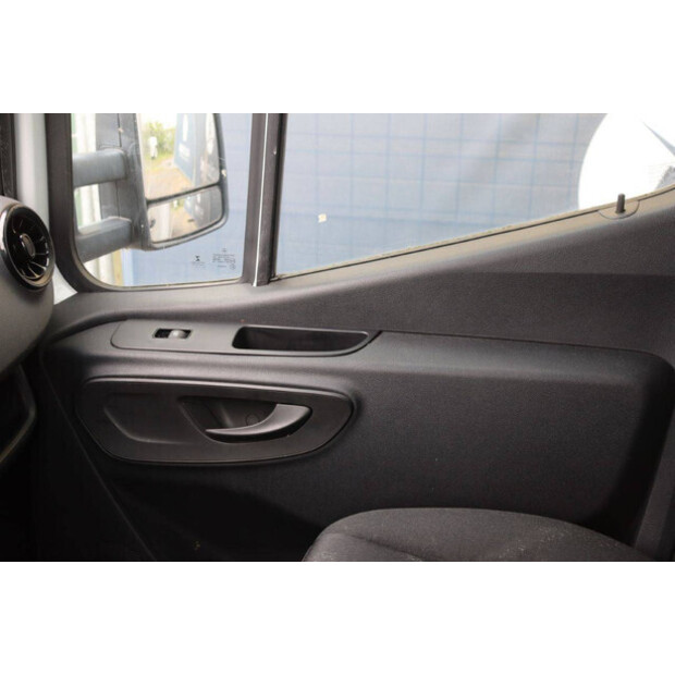 2021 Mercedes-Benz SPRINTER-47419842