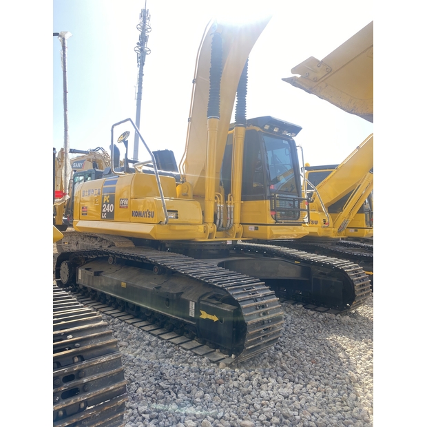 2025 Komatsu PC240LC-10-47419910