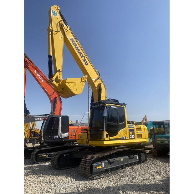 2025 Komatsu PC220LC-8-47419931