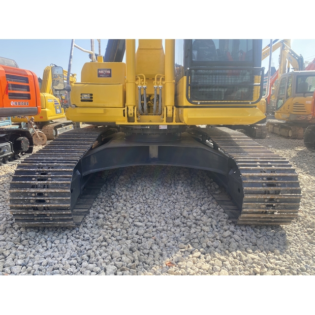 2025 Komatsu PC220LC-8-47419934