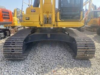 2025-komatsu-pc220lc-8-47419934