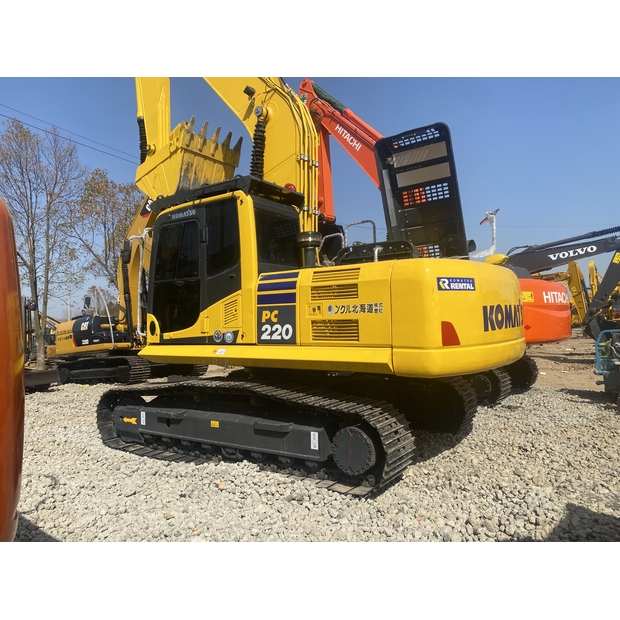 2025 Komatsu PC220LC-8-47419939