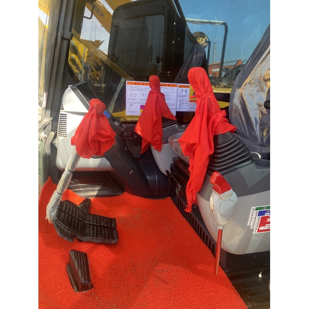 2025 Komatsu PC210LC-10-47419962