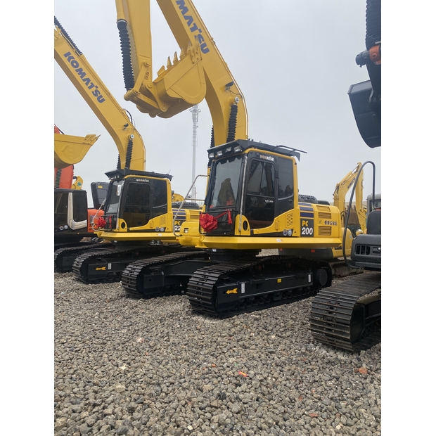 2025 Komatsu PC200LC-10-47420001
