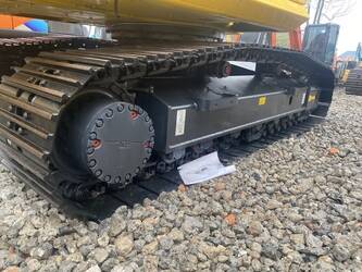 2025-komatsu-pc200lc-10-47420009