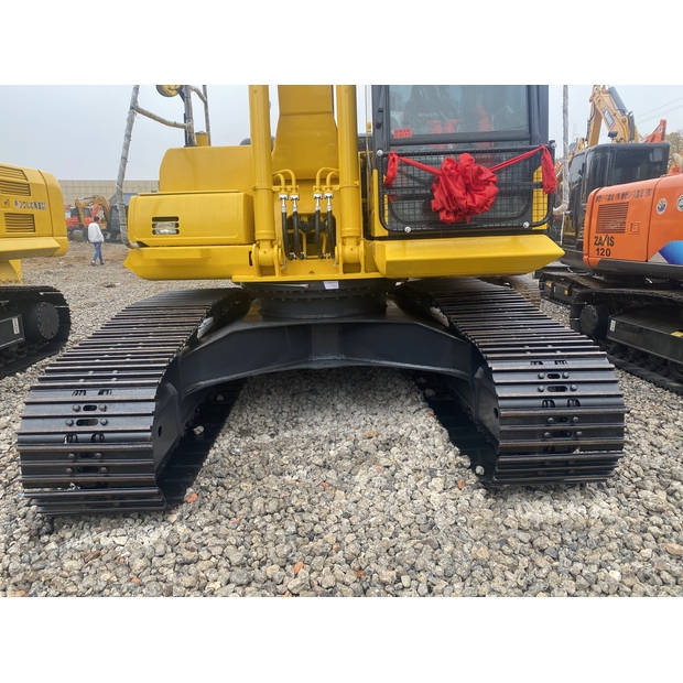 2025 Komatsu PC200LC-10-47420013