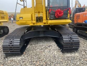 2025-komatsu-pc200lc-10-47420013