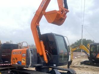 2025-hitachi-zx70lc-1456482-47420016