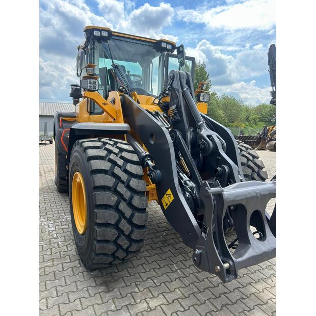 2026 Volvo L110H-47431367