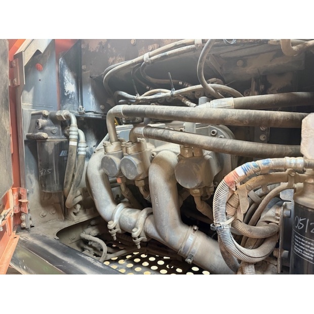 2018 Hitachi ZX210LC-6-47431477