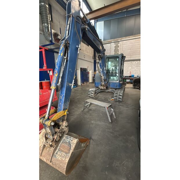 2006 Komatsu PC50MR-2-47431558