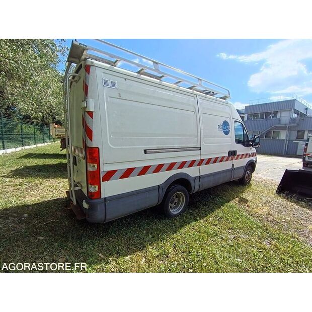 2010 Iveco 35C13-47435306