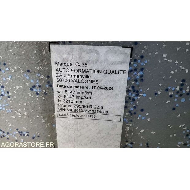 2010 Mercedes-Benz INTOURO-47435478