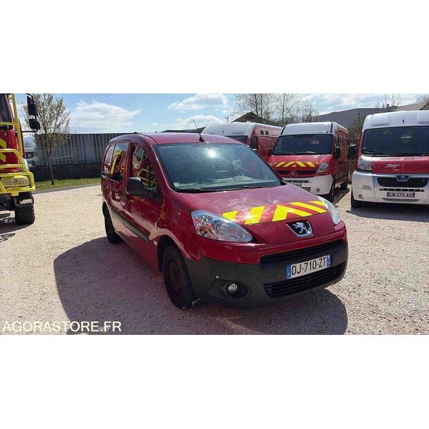 2014 Peugeot PARTNER-47435878