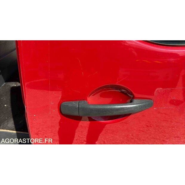 2014 Peugeot PARTNER-47435892