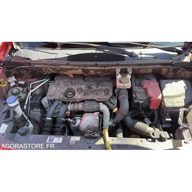 2014 Peugeot PARTNER-47435894