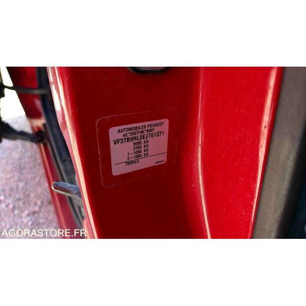 2014 Peugeot PARTNER-47435905