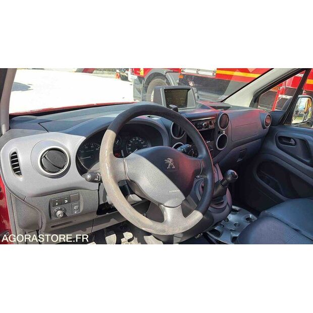 2014 Peugeot PARTNER-47435916