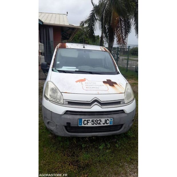 2012 Citroen BERLINGO-47435941