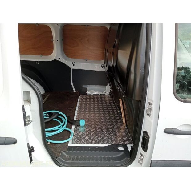 2015 Renault Kangoo-47436394