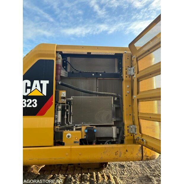 2018 Caterpillar 323-47436451
