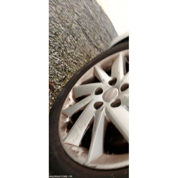 2012 Seat IBIZA-47436491