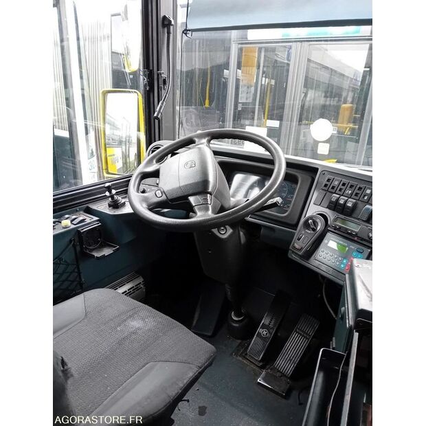 2012 Volvo-47436825