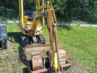2002-komatsu-pc15r8-1456775-47436864