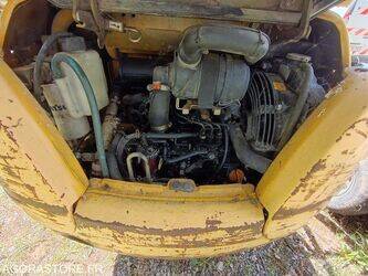 2002-komatsu-pc15r8-1456775-47436873