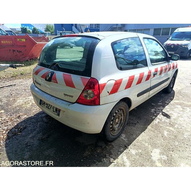 2007 Renault Clio-47436901