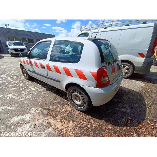 2007 Renault Clio-47436902
