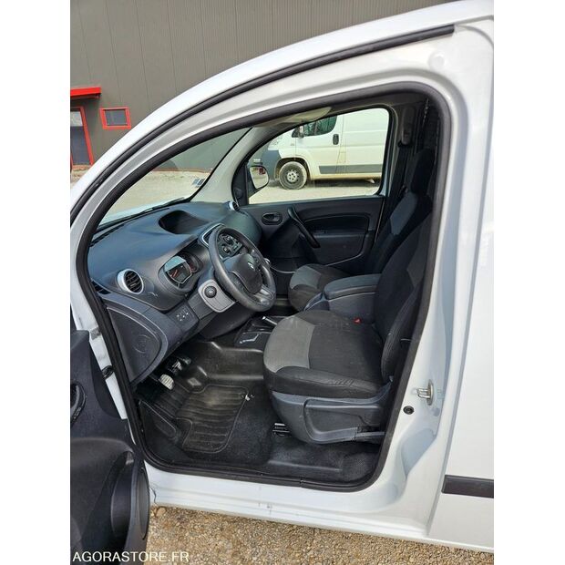 2019 Renault Kangoo-47437229