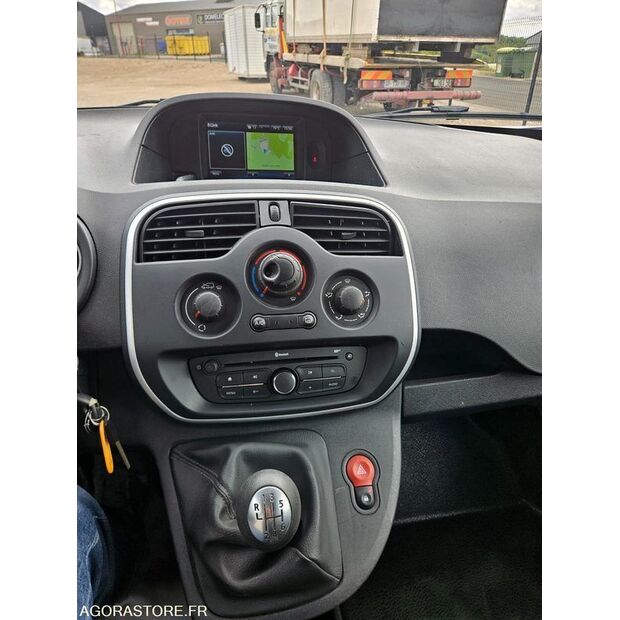 2020 Renault Kangoo-47437273