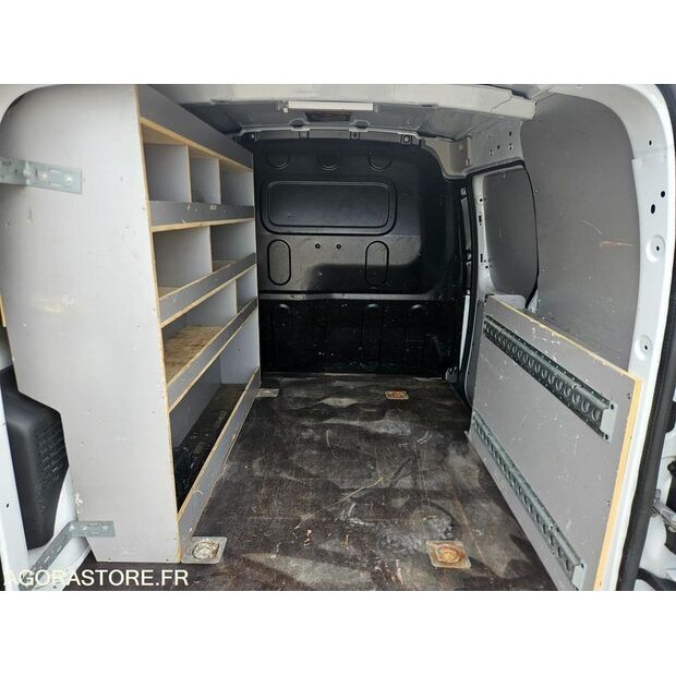 2020 Renault Kangoo-47437275