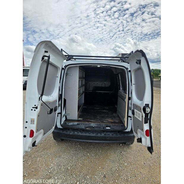 2020 Renault Kangoo-47437276