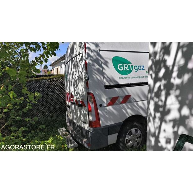 2012 Renault Master-47437329