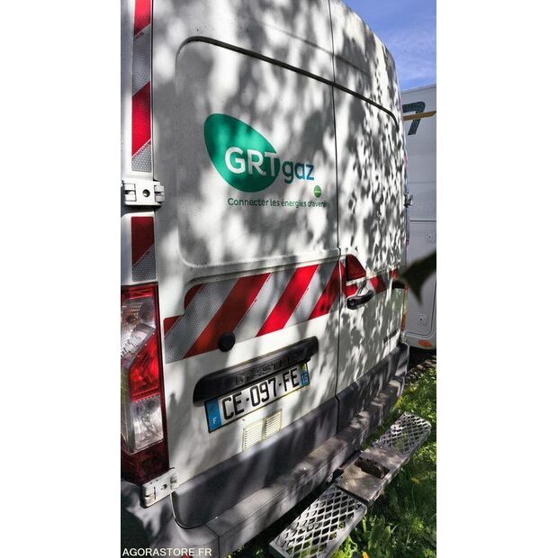2012 Renault Master-47437335