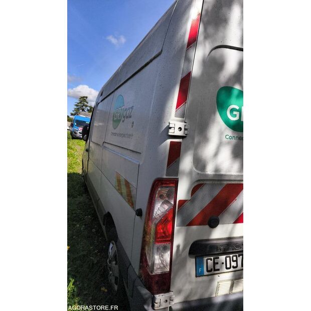 2012 Renault Master-47437349