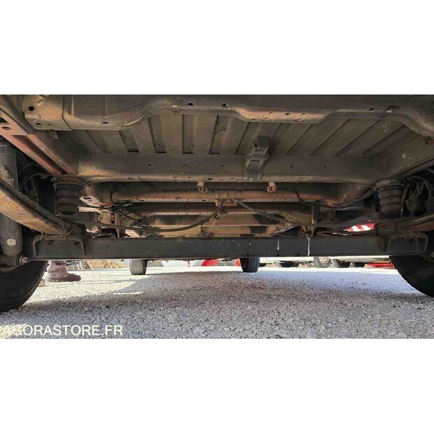 2012 بيجو BOXER-47437387