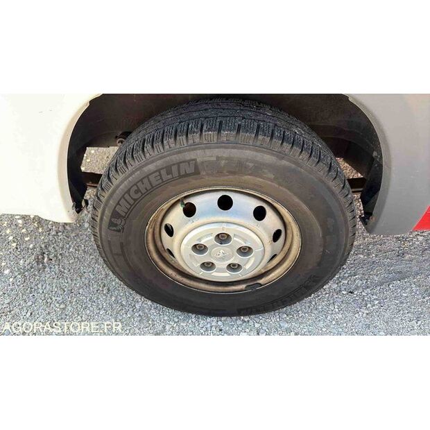 2012 بيجو BOXER-47437397