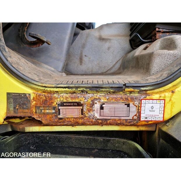 2003 Renault Kerax-47437531