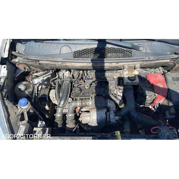2017 Peugeot PARTNER-47437549